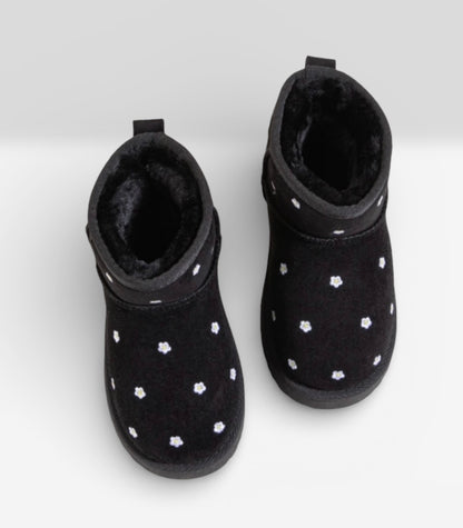 Marguerite ankle boots 🌼